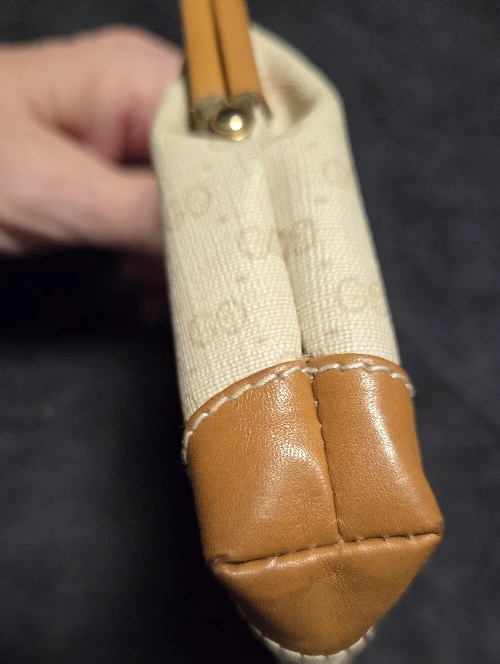 Gucci Vintage Micro GG Kisslock Coin Purse - Picture 8 of 15